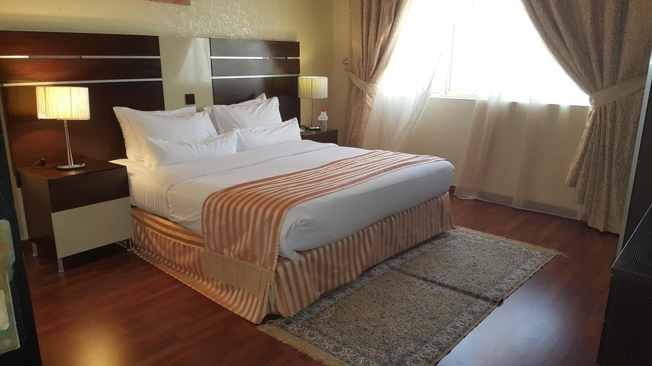 Boulevard City Suites Hotel Apartments Dubai Ngoại thất bức ảnh